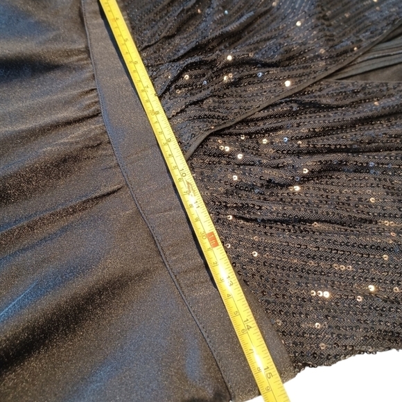 D&m Black Long Sleeved Sequined Dress - Picture 15 of 16